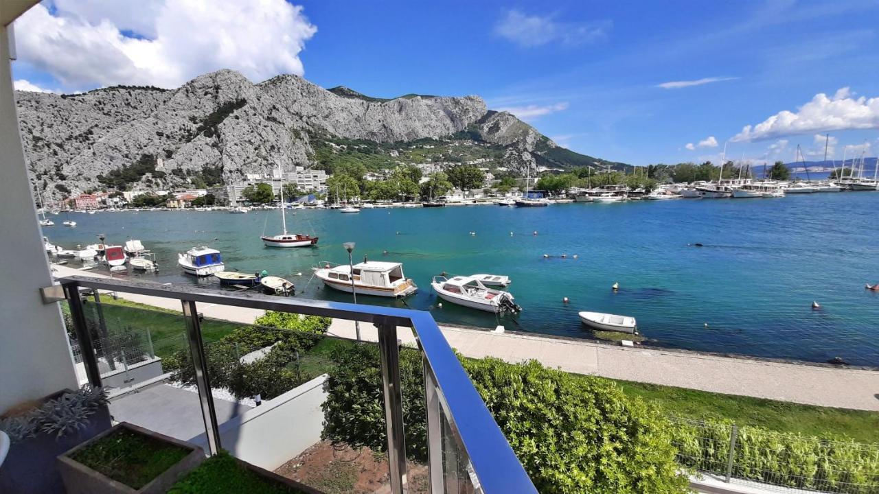 Apartment Iva Omis Bagian luar foto