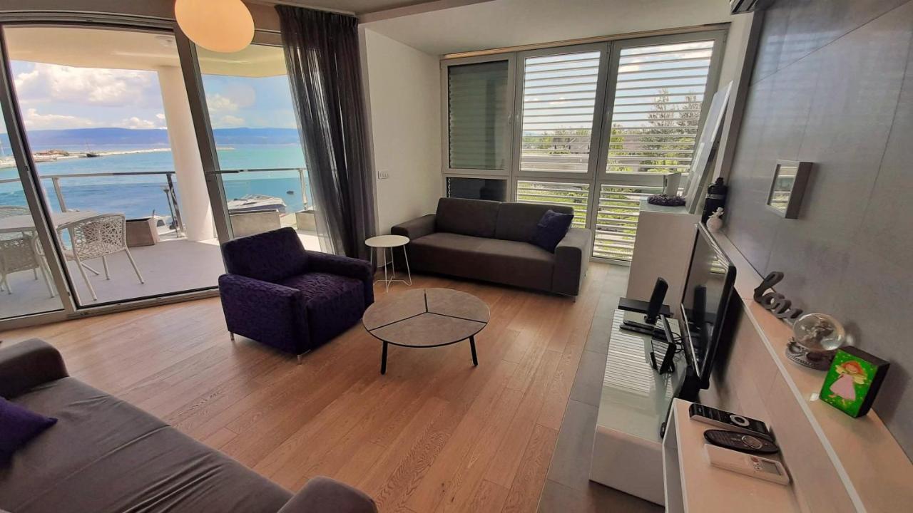 Apartment Iva Omis Bagian luar foto